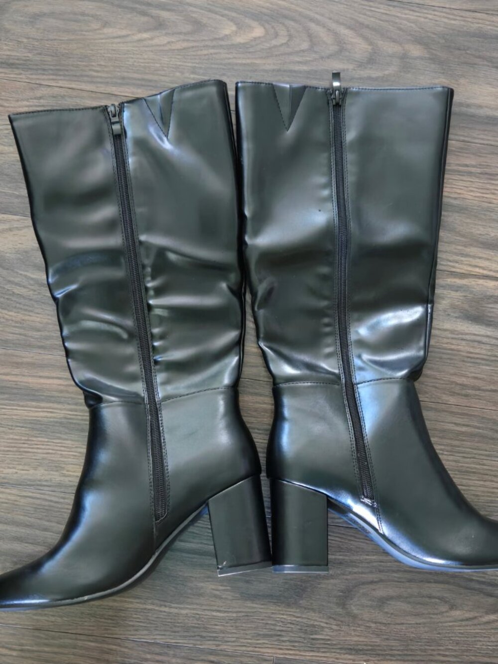 Classic Style Women's Black Polyurethane Chunky Heel Boots NWOT/SIZE 8.5 - Picture 2 of 5
